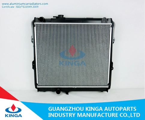 China OEM 16400 - 5B590 Toyota HILUX Radiator for HILUX LN147 / LN8 # /9 # / 10 # / 11 supplier