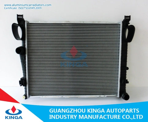 China Aluminium Core Custom Auto Radiator Mercedes Benz W215 / S550 Manual Transmission supplier