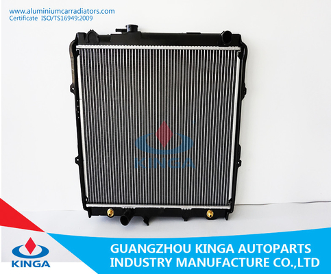 China HILUX PICKUP AT TOYOTA Radiator Replacement , racing aluminum radiator supplier