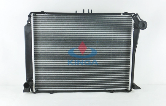 China Small Auto Diesel LZH104 Toyota Hiace Radiator Replacement OEM 16400 5B740 supplier